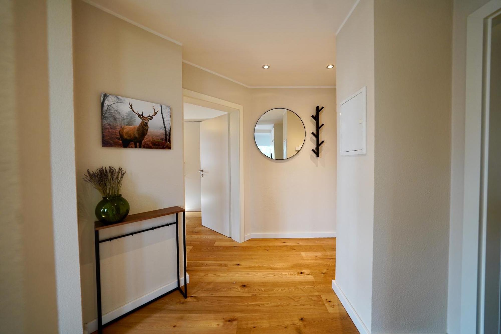 Edler Wohnraum Noble Stadtoase Mit Boxspringbett, Kaffeevollautomat & Parkplatz ซวิคเคา ภายนอก รูปภาพ